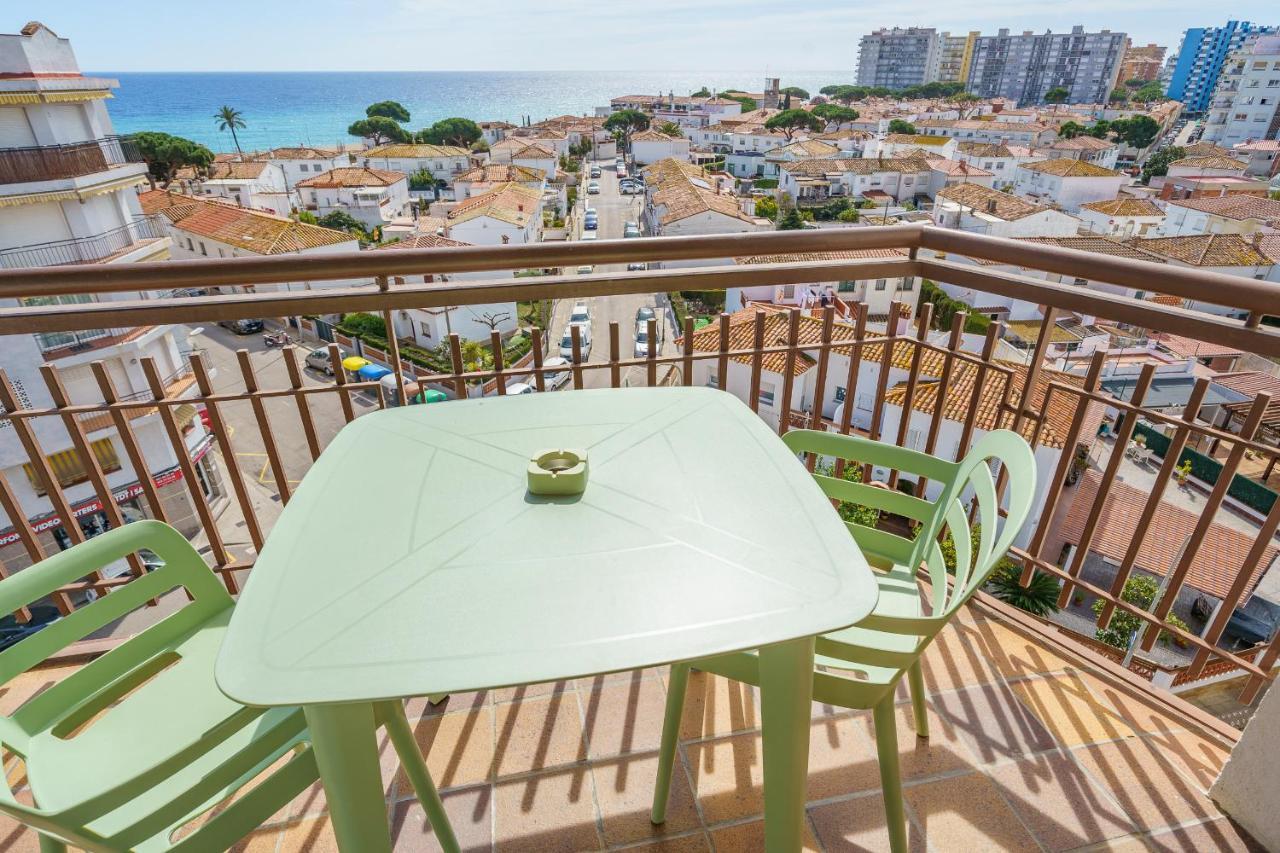 Ar Apartaments Camps Бланес Экстерьер фото